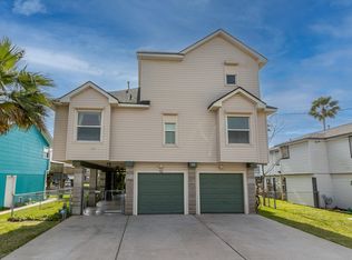 391 Ling St, Bayou Vista, TX 77563