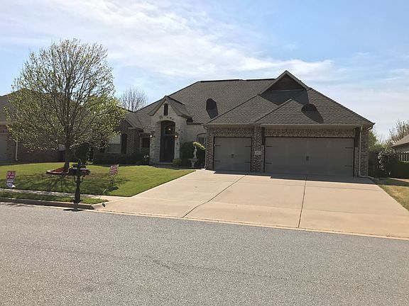 3rd image of 4513 W Blue Ray Cir