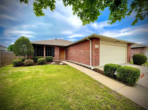 1220 Haley Ln, Burleson, TX 76028