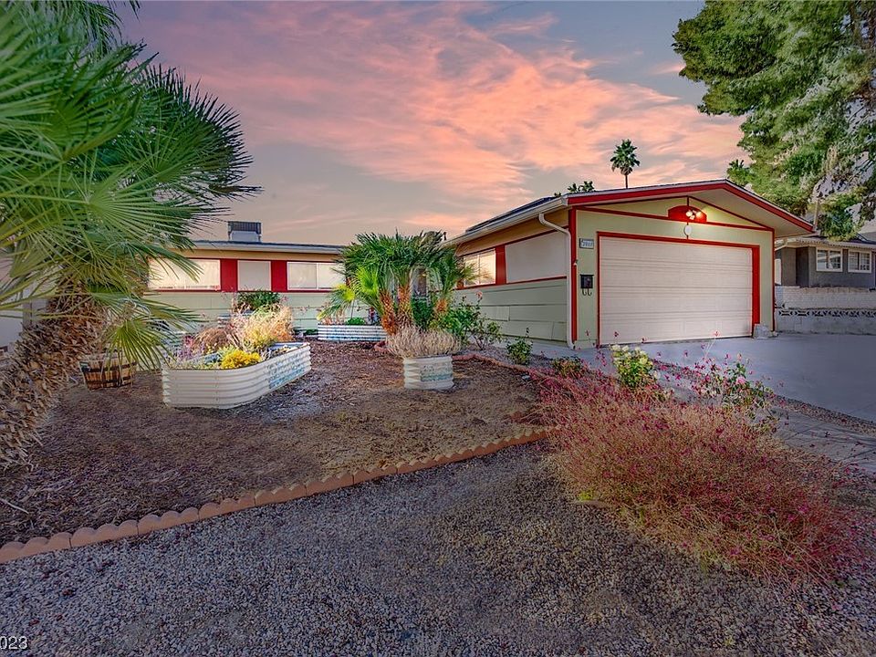 1st image of 3965 Chinchilla Ave