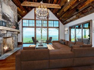 1762 Toxaway Dr, Lake Toxaway, NC 28747