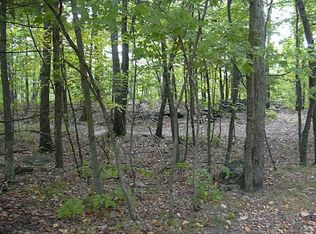 79 W Reservoir Rd, Smithfield, RI 02917