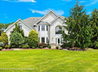 36 Mill Pond Rd, Jackson, NJ 08527