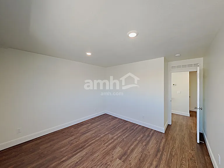 2701 W 3400 S — Photo 11