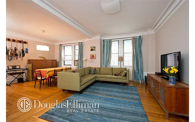 Sold by Douglas Elliman | media 20