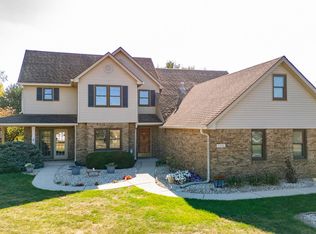 6208 S Red Fox Rd, Pendleton, IN 46064