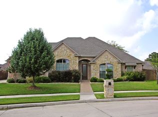 8312 Sandy Ct, North Richland Hills, TX 76180