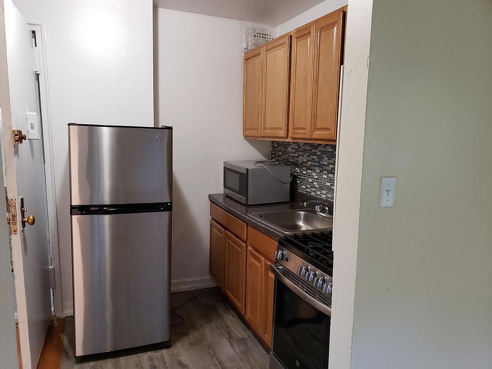 1st image of 8835 Winchester Blvd