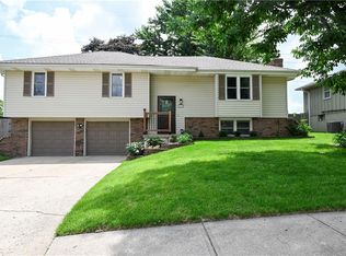 1212 SE Piccadilly St, Blue Springs, MO 64014