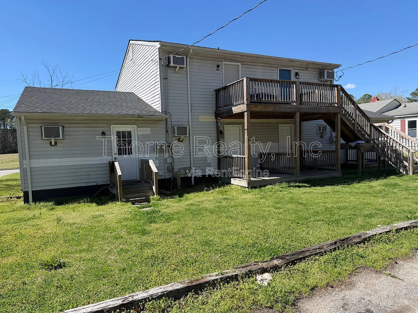 1 bed, 1.0 bath, $595 — Photo 2
