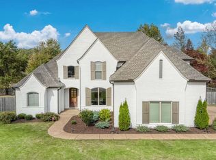 357 Stornaway Dr, Jackson, TN 38305