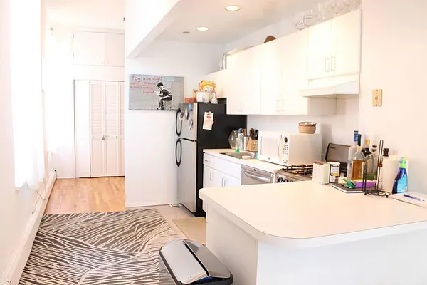 Rented by Level Group | media 20