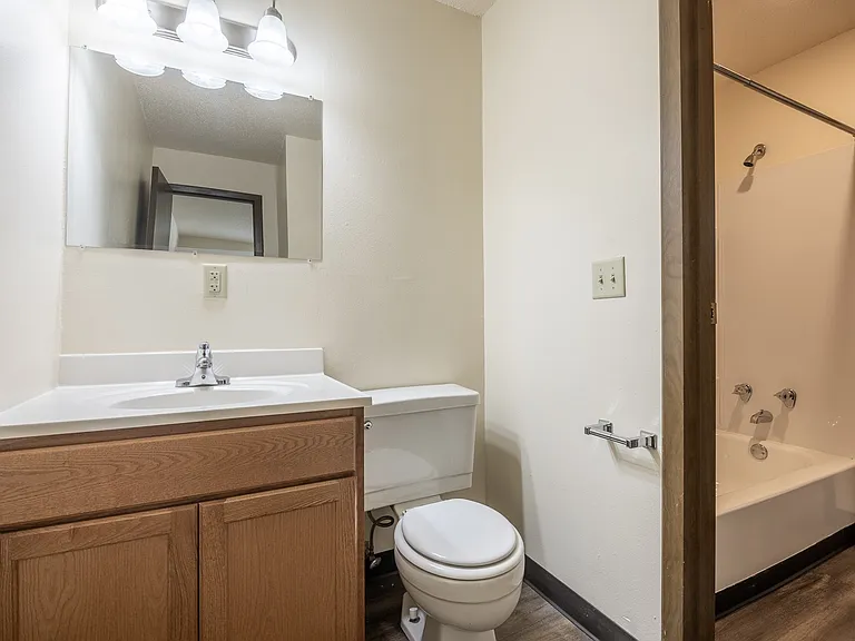 2 Bedroom