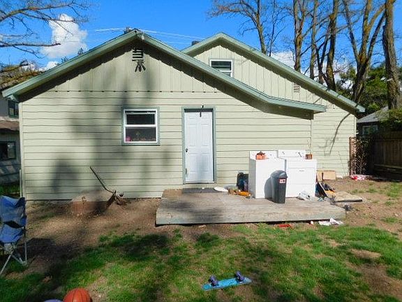 2nd image of 659 S Weed Blvd