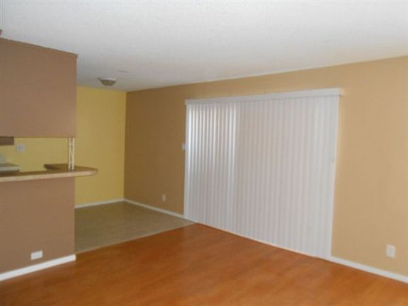 Living Room/ Dining Room