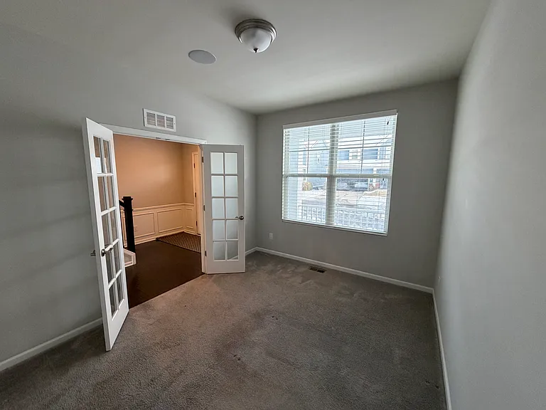 31065 Tremont Ln — Photo 13