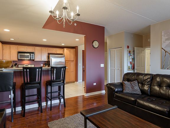 4th image of 6420 Double Eagle Dr Unit 402