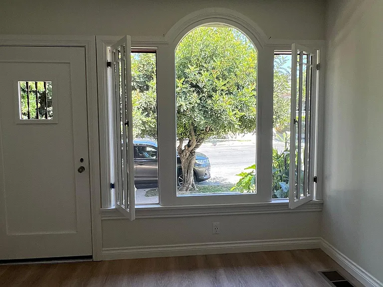 Palladium window open.