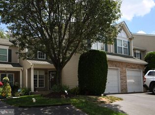 211 Green View Ct, Plymouth Meeting, PA