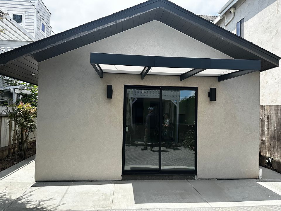 Personal patio area, with deck.