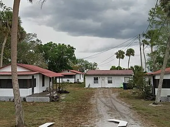 1061 Fisherman Ln, Okeechobee, FL 34974