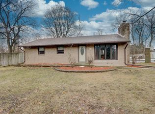 W293N5574 Merton Ave, Hartland, WI 53029