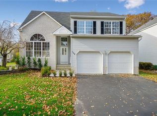 149 Wainwright Dr, Matawan, NJ 07747