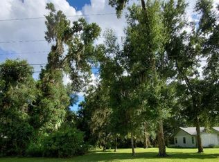 6006 E Tudor St, Inverness, FL 34452