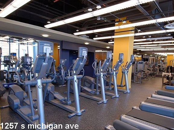 5th image of 1257 S Michigan Ave #1011