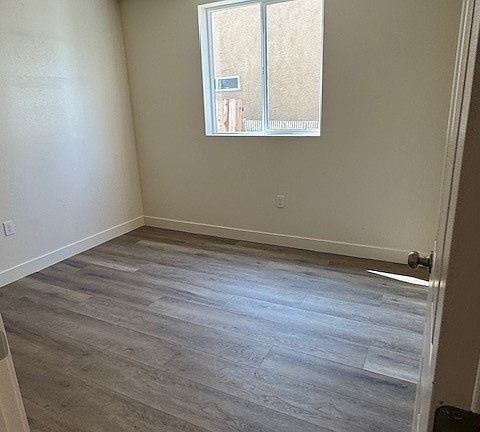 4th image of 7019 Estrella Ave