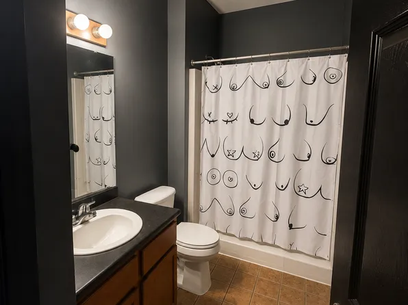 329 S Washington Sq #G, Lansing, MI 48933