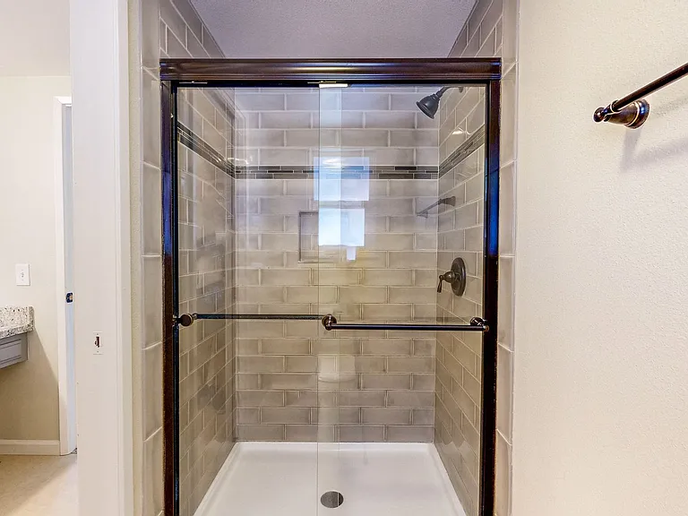 2146 Rivera Dr — Photo 50