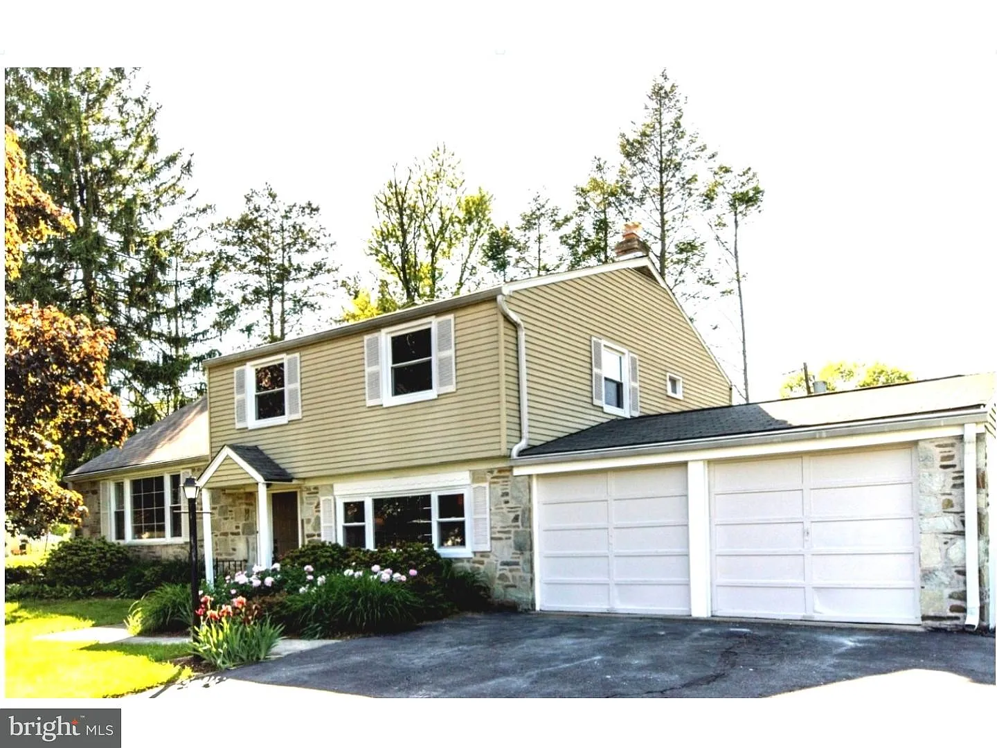 3926 Shelley Rd photo 1