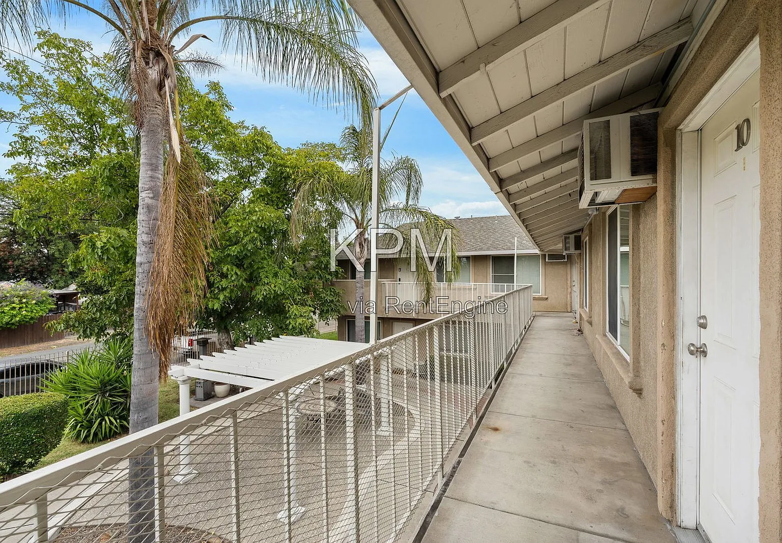 1 bed, 1.0 bath, 595 sqft, $1,245 — Photo 3