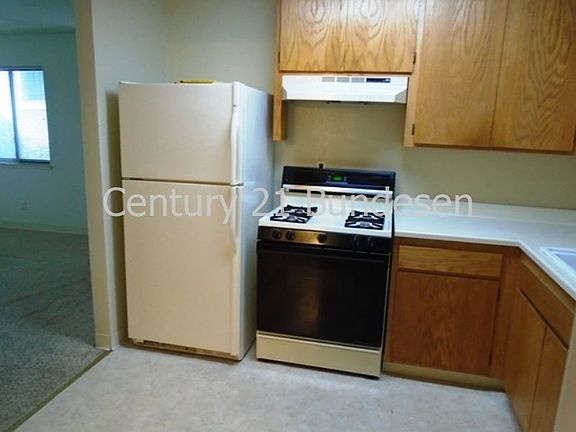2nd image of 325 E Cotati Ave APT A