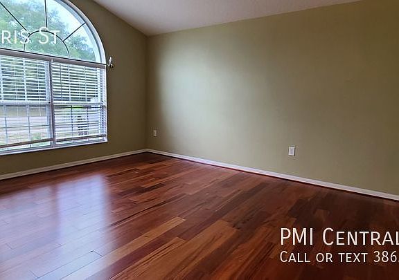 4th image of 2831 Ferris St