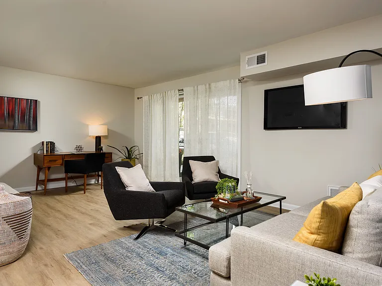 Coopers Place — Photo 9