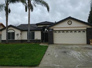 2767 Spencer Ave, Sanger, CA 93657