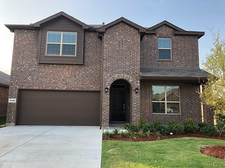 2449 Indian Head Dr — Photo 1