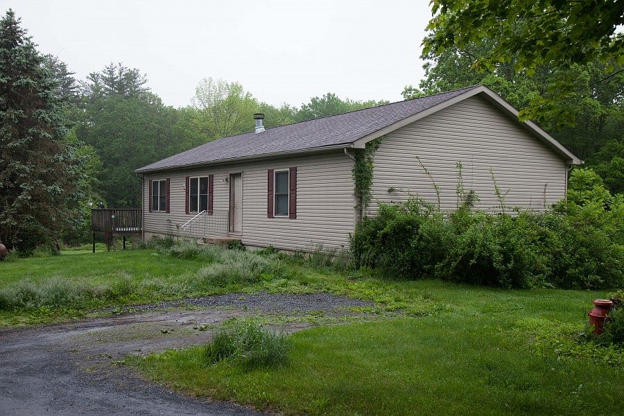 2nd image of 1969 Dotters Corner Rd