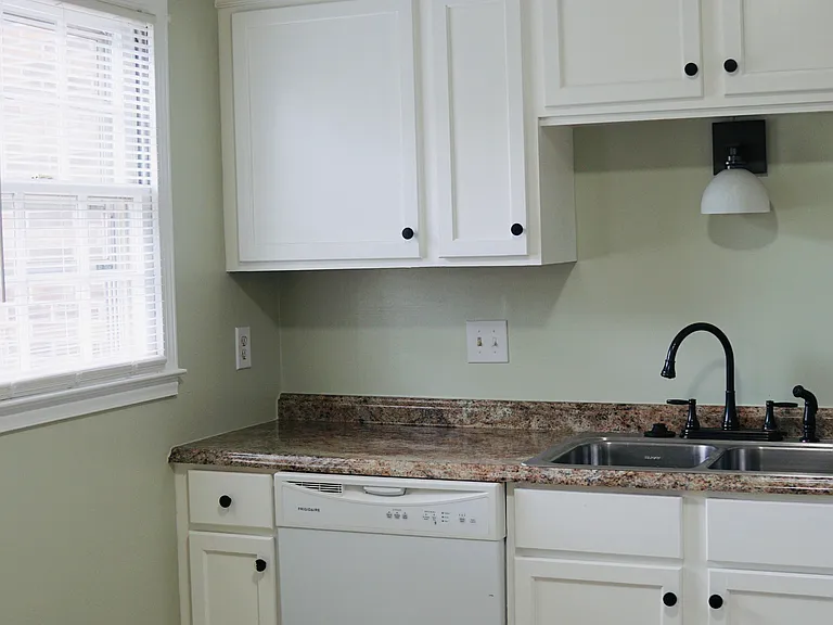 4912 Seabrook Ct — Photo 16