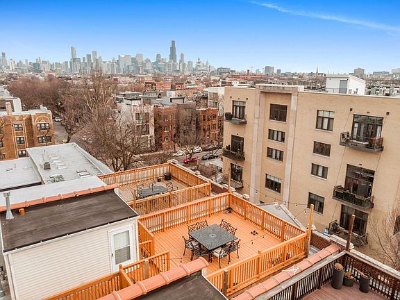 2nd image of 2114 W Rice St #4P