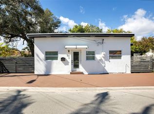 Grapeland, Miami, FL 33145