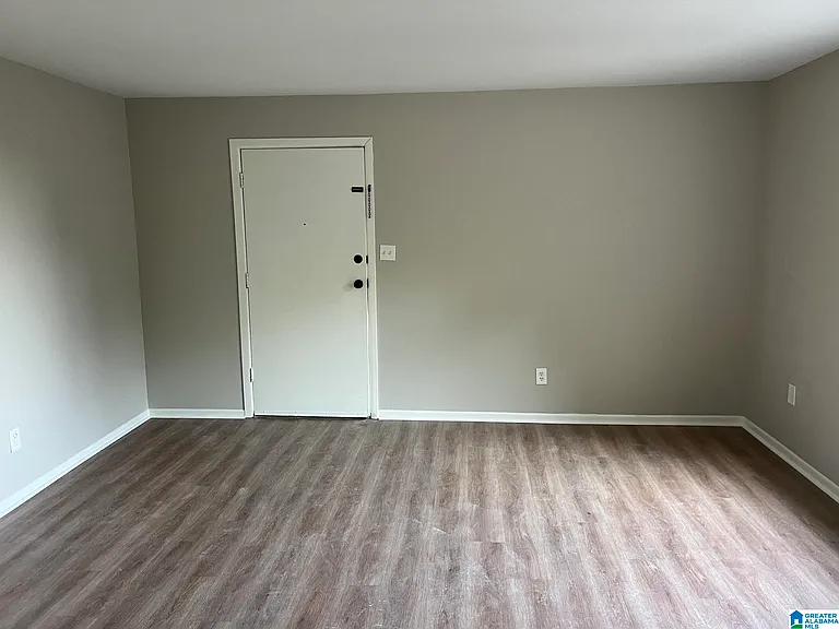 3350 Altamont Rd #E-6 — Photo 2