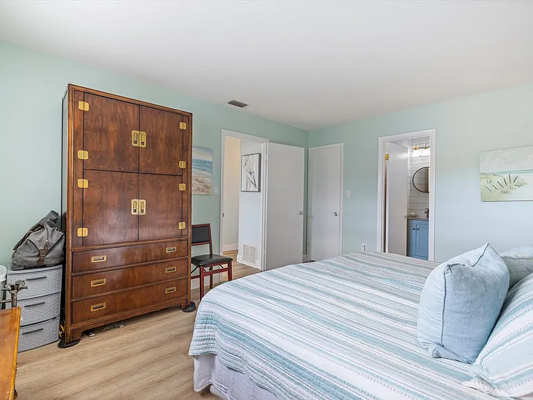 400 Base Ave E #226 — Photo 19