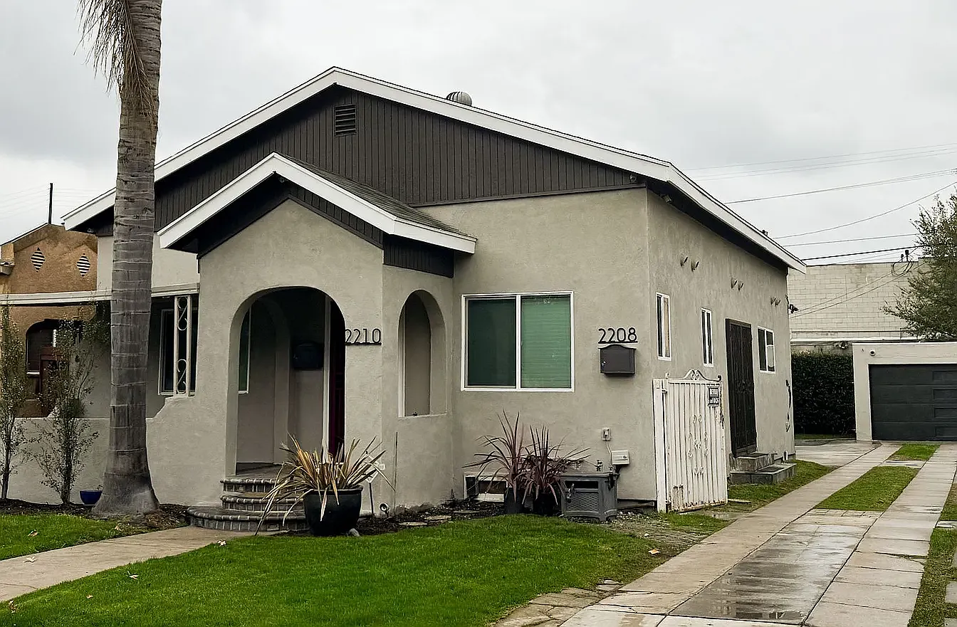 3 bed, 1100 sqft, $3,600 — Photo 2