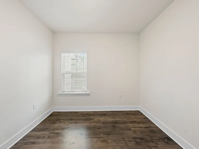 463 Autumn Rain St — Photo 23