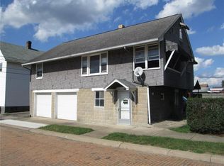 613 11th St, Ford City, PA 16226