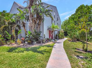 5096 Heatherhill Ln APT 6, Boca Raton, FL 33486