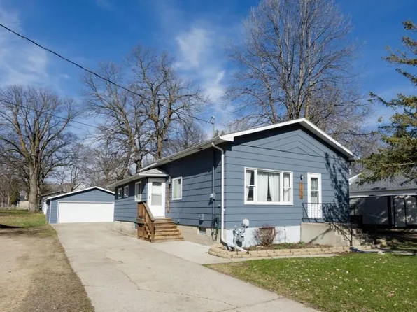 1132 Linden Ln, Detroit Lakes, MN 56501